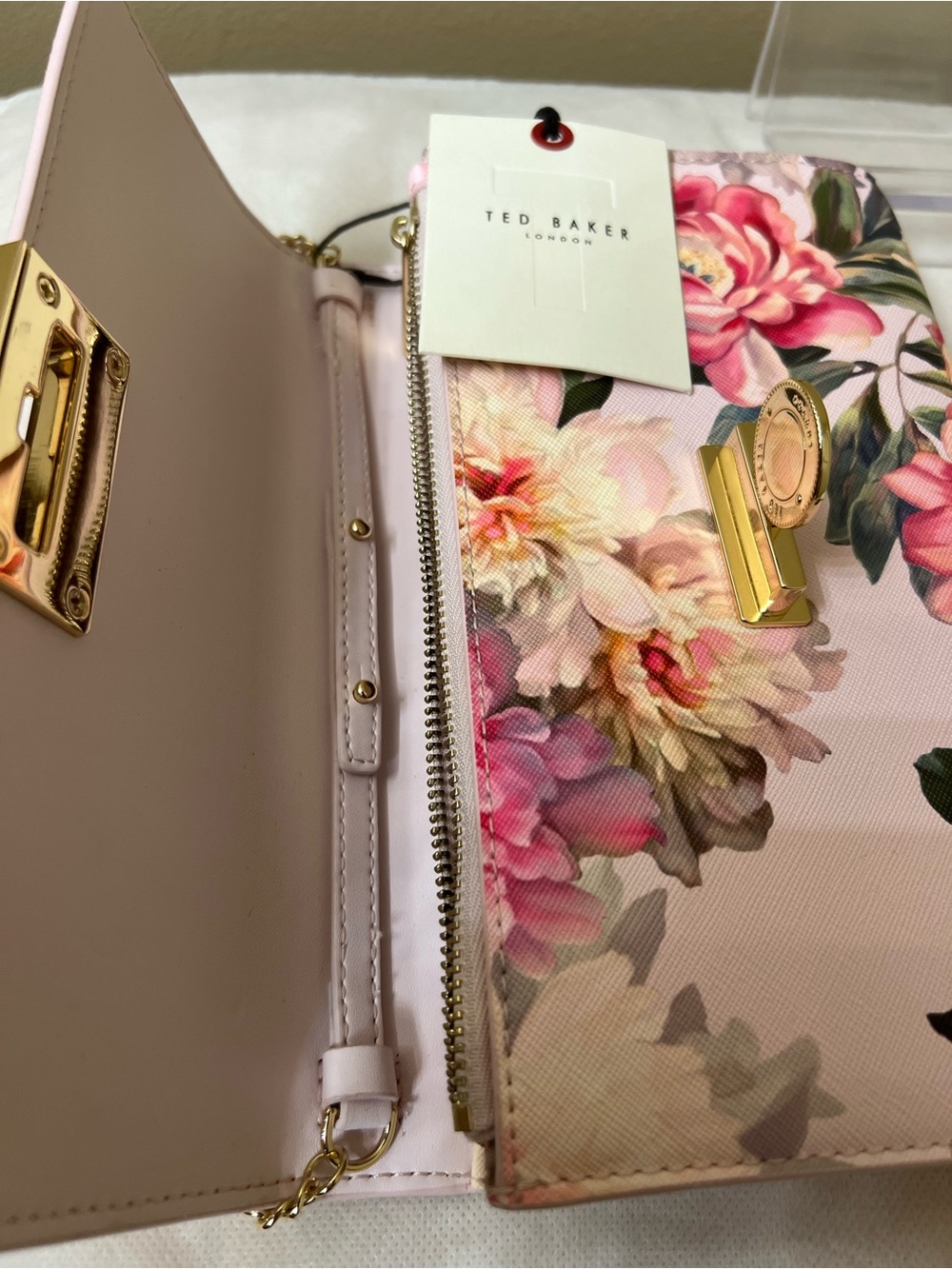Ted Baker 3 Compartment Floral Crossbody NWT - Picture 9 of 9